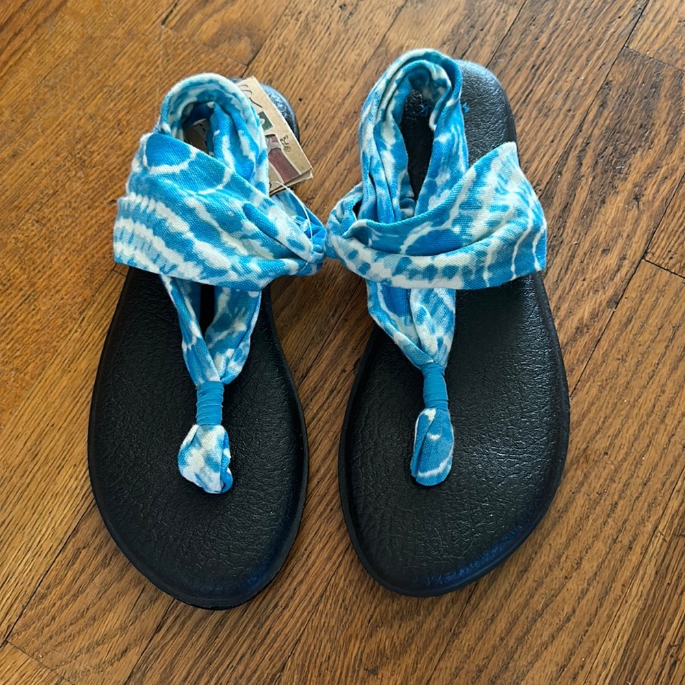 NWT Sanuk Yoga Slings